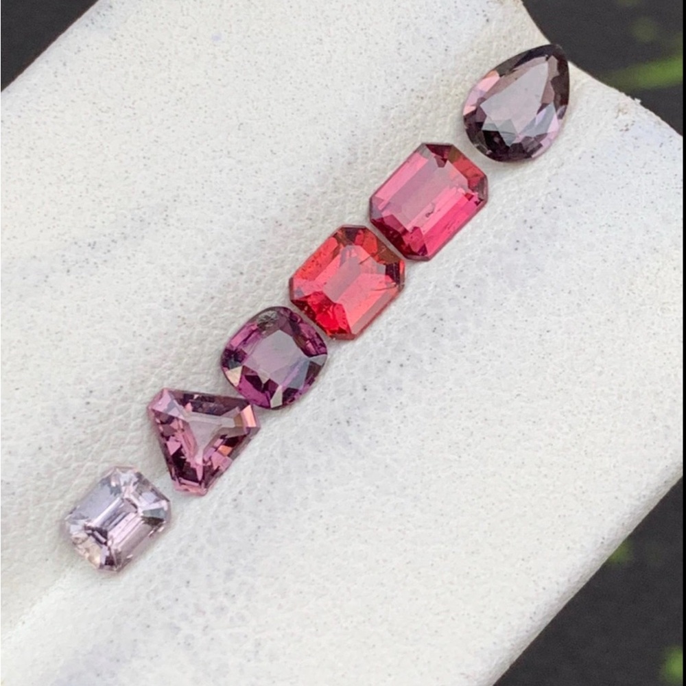 Vibrant 2.35-Carats 6 Pieces Multi-Color Spinel From Burma